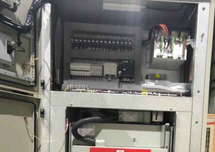 關(guān)于高壓固態(tài)軟啟動設(shè)備的特點，有什么呢？