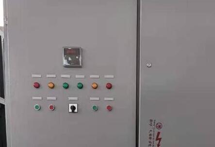 在開關(guān)柜運(yùn)行時(shí)，要注意哪些點(diǎn)呢？